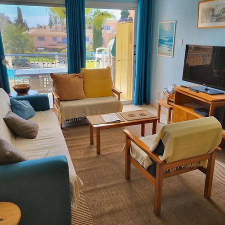 Award-Winning 3-Bedroom Apartment Near Beach Paphos Buitenkant foto